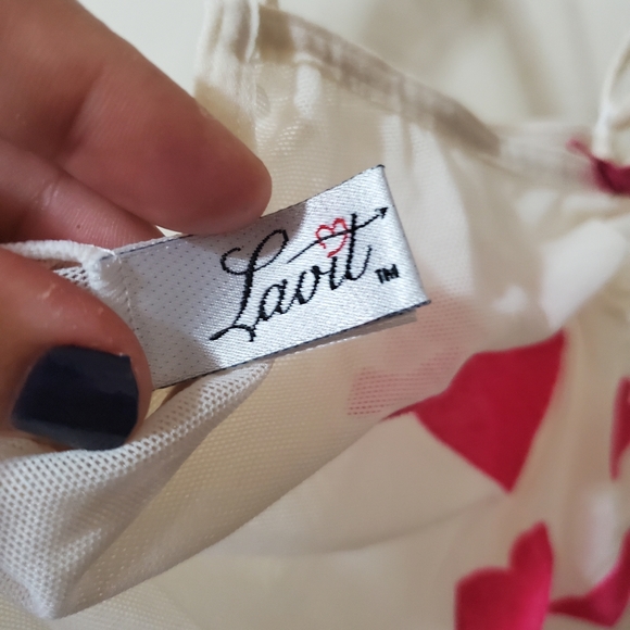 Lavit - Picture 2 of 3